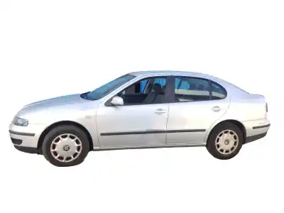 Veículo de Sucata seat toledo (1m2) signo do ano 2002 alimentado asv