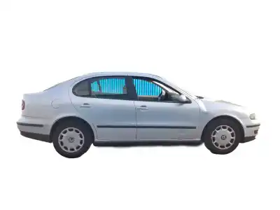 Veículo de Sucata seat toledo (1m2) signo do ano 2002 alimentado asv