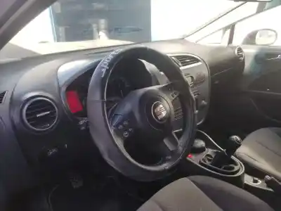 Veículo de Sucata seat leon (1p1) comfort limited do ano 2006 alimentado bkd