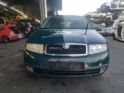 Véhicule à la ferraille SKODA FABIA FAMILIAR (6Y5)  de l'année 2000 alimenté AUB