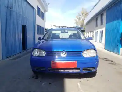 Véhicule à la ferraille VOLKSWAGEN GOLF IV BERLINA (1J1)  de l'année 1998 alimenté AHF