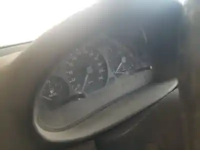 Veículo de Sucata bmw serie 3 berlina (e46) 2.0 320d do ano 2001 alimentado m47d20