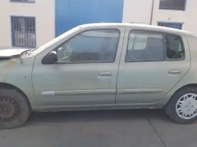 Veículo de Sucata renault clio ii fase ii (b/cb0) base authentique do ano 2001 alimentado k9k704