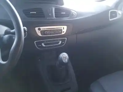 Scrapping Vehicle renault scenic iii grand dynamique of the year 2012 powered k9k636