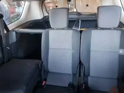 Scrapping Vehicle renault scenic iii grand dynamique of the year 2012 powered k9k636