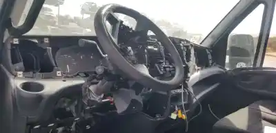 Здавання транспортного засобу iveco daily furgón daily furgon року 2014 потужний  Здавання транспортного засобу iveco daily furgón daily furgon року 2014 потужний