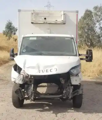 Здавання транспортного засобу IVECO DAILY FURGÓN  року 2014 потужний  Здавання транспортного засобу IVECO DAILY FURGÓN  року 2014 потужний
