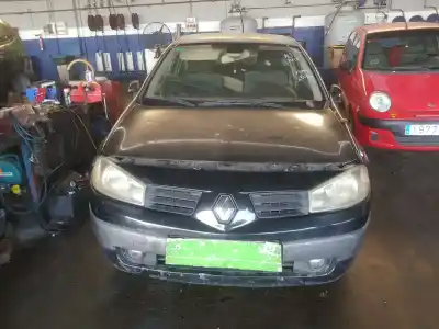 Здавання транспортного засобу renault megane ii berlina 5p confort authentique року 2003 потужний f9q800 Здавання транспортного засобу renault megane ii berlina 5p confort authentique року 2003 потужний f9q800