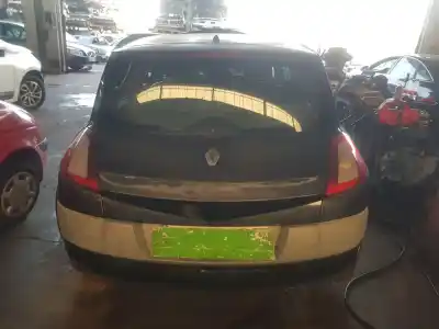 Здавання транспортного засобу RENAULT MEGANE II BERLINA 5P  року 2003 потужний F9Q800 Здавання транспортного засобу RENAULT MEGANE II BERLINA 5P  року 2003 потужний F9Q800