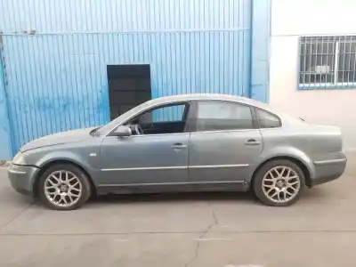 Здавання транспортного засобу volkswagen passat w8 berlina/variant (3b3/3b6) (2001) bdn року 2003 потужний bdn