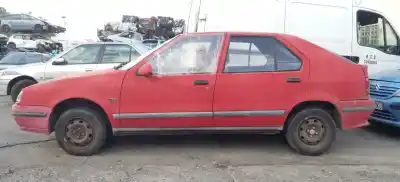 Veicolo di demolizione renault 19 hatchback (b/c53) europa dell'anno 1990 alimentato c1j