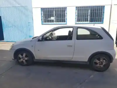Scrapping Vehicle opel corsa c blue line of the year 2004 powered z12xe