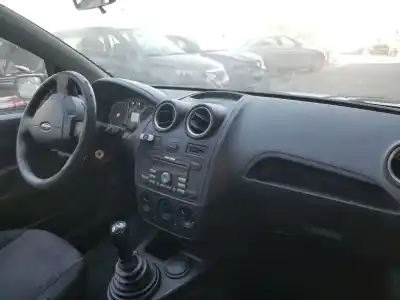 Veicolo di demolizione ford fiesta (cbk) ambiente dell'anno 2007 alimentato f6ja