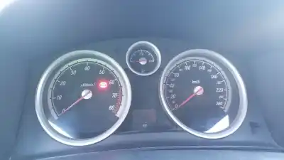 Veicolo di demolizione opel astra gtc enjoy dell'anno 2006 alimentato z16xep