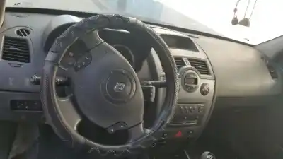 Здавання транспортного засобу renault megane ii familiar authentique року 2005 потужний f9q804