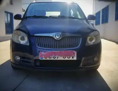 Veicolo di demolizione SKODA FABIA (5J2 )  dell'anno 2007 alimentato BNV