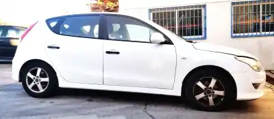 Veicolo di demolizione hyundai i30 classic dell'anno 2011 alimentato d4fb