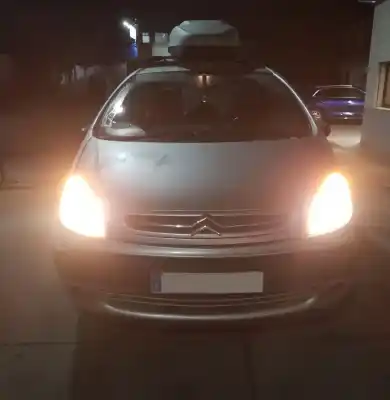 Veículo de Sucata CITROEN XSARA PICASSO 1.6 HDi 90 Exclusive do ano 2006 alimentado RHY