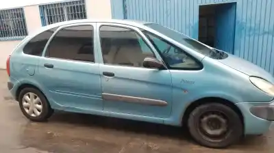 Veículo de Sucata citroen xsara picasso 1.6 hdi 90 exclusive do ano 2000 alimentado rhy