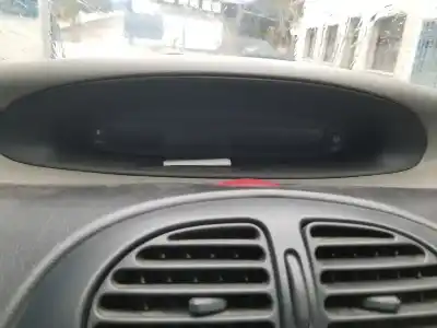 Veículo de Sucata citroen xsara picasso 1.6 hdi 90 exclusive do ano 2000 alimentado rhy