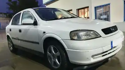 Veículo de Sucata opel astra g berlina club do ano 2000 alimentado y17dt