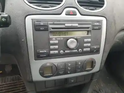 Veículo de Sucata ford focus berlina (cap) ambiente (d) do ano 2007 alimentado hwda