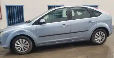 Veículo de Sucata ford focus berlina (cap) ambiente (d) do ano 2007 alimentado hwda