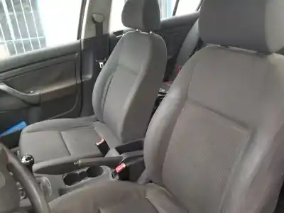 Veículo de Sucata volkswagen golf v berlina (1k1) highline do ano 2004 alimentado bkc