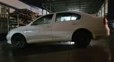 Sloopvoertuig skoda octavia berlina (1z3) collection van het jaar 2011 aangedreven chga