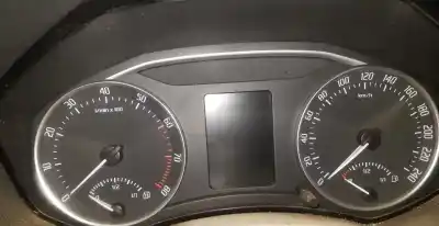 Sloopvoertuig skoda octavia berlina (1z3) collection van het jaar 2011 aangedreven chga