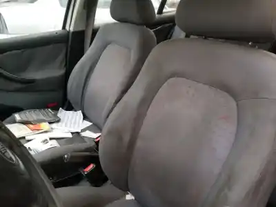 Veículo de Sucata seat toledo (1m2) select do ano 2000 alimentado agr