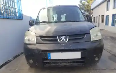 Здавання транспортного засобу PEUGEOT PARTNER (S2)  року 2004 потужний RHY (DW10TD)