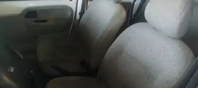 Veicolo di demolizione renault kangoo (f/kc0) alize dell'anno 2004 alimentato f8q630