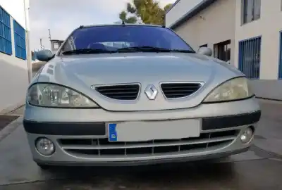 Утилизация автомобиля RENAULT MEGANE I CLASSIC (LA0)  года 2001 питание F9Q732