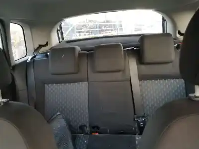 Vehicul casat ford fiesta (cbk) ambiente al anului 2004 alimentat f6ja