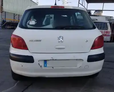 Vehicul casat peugeot 307 (s1) xr al anului 2004 alimentat rhy