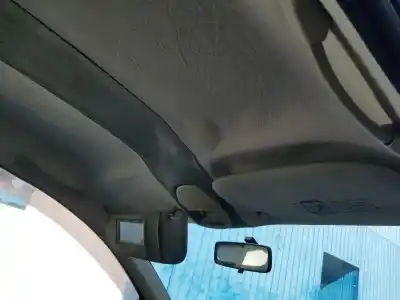 Vehicul casat peugeot 206 berlina e-music al anului 2004 alimentat kfw