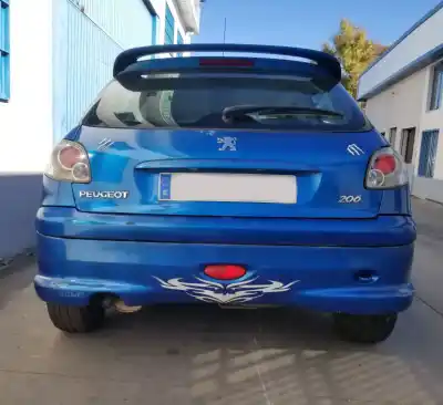 Vehicul casat peugeot 206 berlina e-music al anului 2004 alimentat kfw