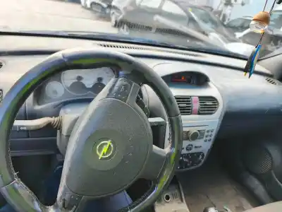 Veículo de Sucata opel corsa c blue line do ano 2005 alimentado z13dt