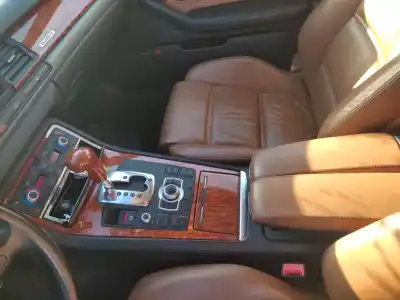 Здавання транспортного засобу audi a8 (4e2) 4.2 quattro року 2003 потужний bfm
