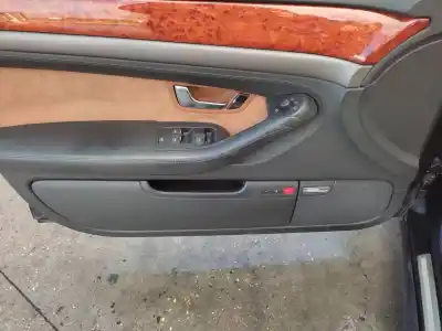 Здавання транспортного засобу audi a8 (4e2) 4.2 quattro року 2003 потужний bfm