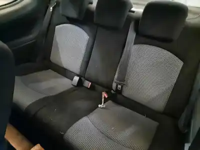 Veículo de Sucata peugeot 206 berlina 1.4 hdi do ano 2004 alimentado 8hx