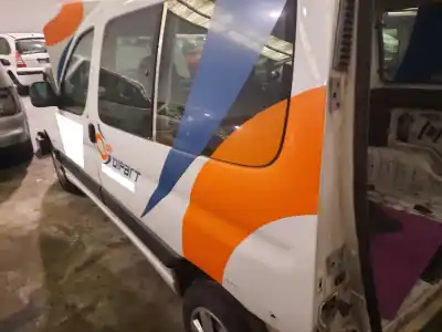 Veículo de Sucata citroen berlingo 1.9 d multispace do ano 2005 alimentado wjy