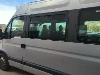 Veículo de Sucata renault master ii phase 2 bus bus 16 - plazas l3h2 techo elevado do ano 2004 alimentado g9ua754