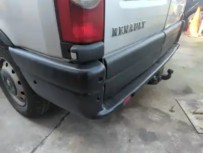 Veículo de Sucata renault master ii phase 2 bus bus 16 - plazas l3h2 techo elevado do ano 2004 alimentado g9ua754