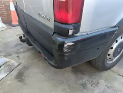 Veículo de Sucata renault master ii phase 2 bus bus 16 - plazas l3h2 techo elevado do ano 2004 alimentado g9ua754