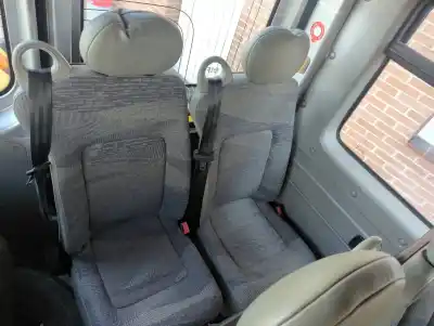 Veículo de Sucata renault master ii phase 2 bus bus 16 - plazas l3h2 techo elevado do ano 2004 alimentado g9ua754