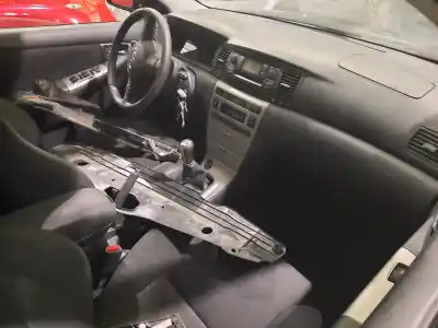 Veículo de Sucata toyota corolla (e12) 2.0 d-cat do ano 2004 alimentado 1cdftv