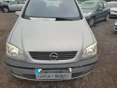 Veicolo di demolizione opel zafira a elegance dell'anno 2001 alimentato z18xe