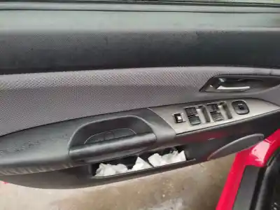 Veículo de Sucata mazda 3 berlina (bk) 1.6 cd diesel cat do ano 2008 alimentado y6